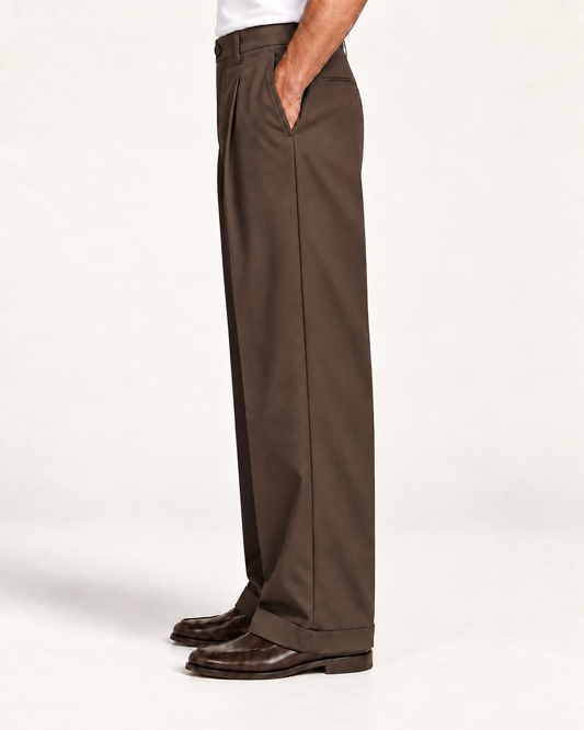 Pantalone Sartoriale Marrone – Gamba Ampia con Risvolto
